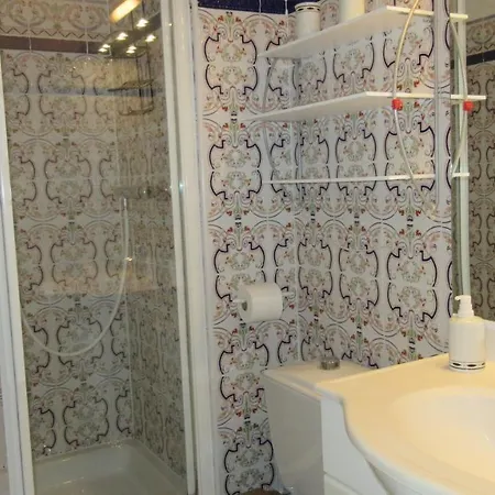 Les Andalouses 아그